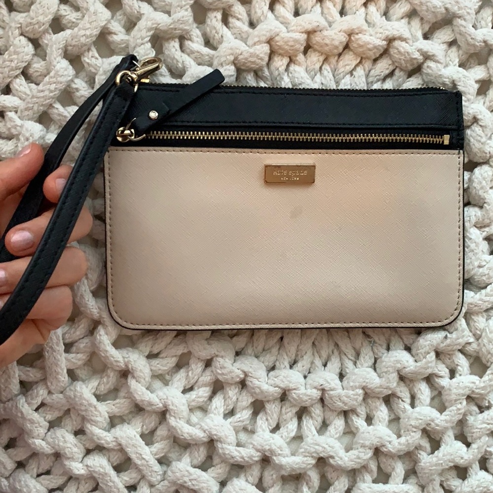 Open To Offers! Kate Spade Wristlet